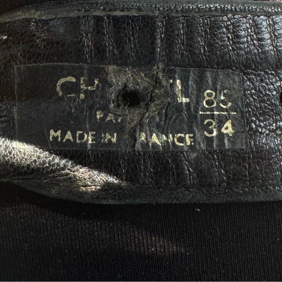 Chanel Black Leather Curb Chain Belt Vintage - Picture 3 of 9